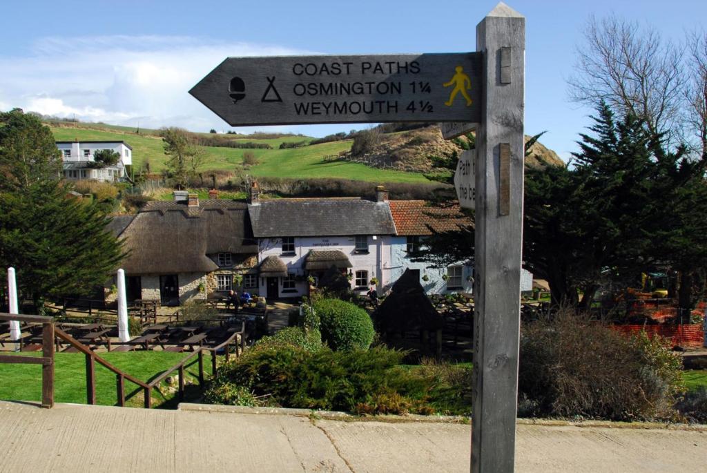 The Smugglers Inn Osmington Exterior photo